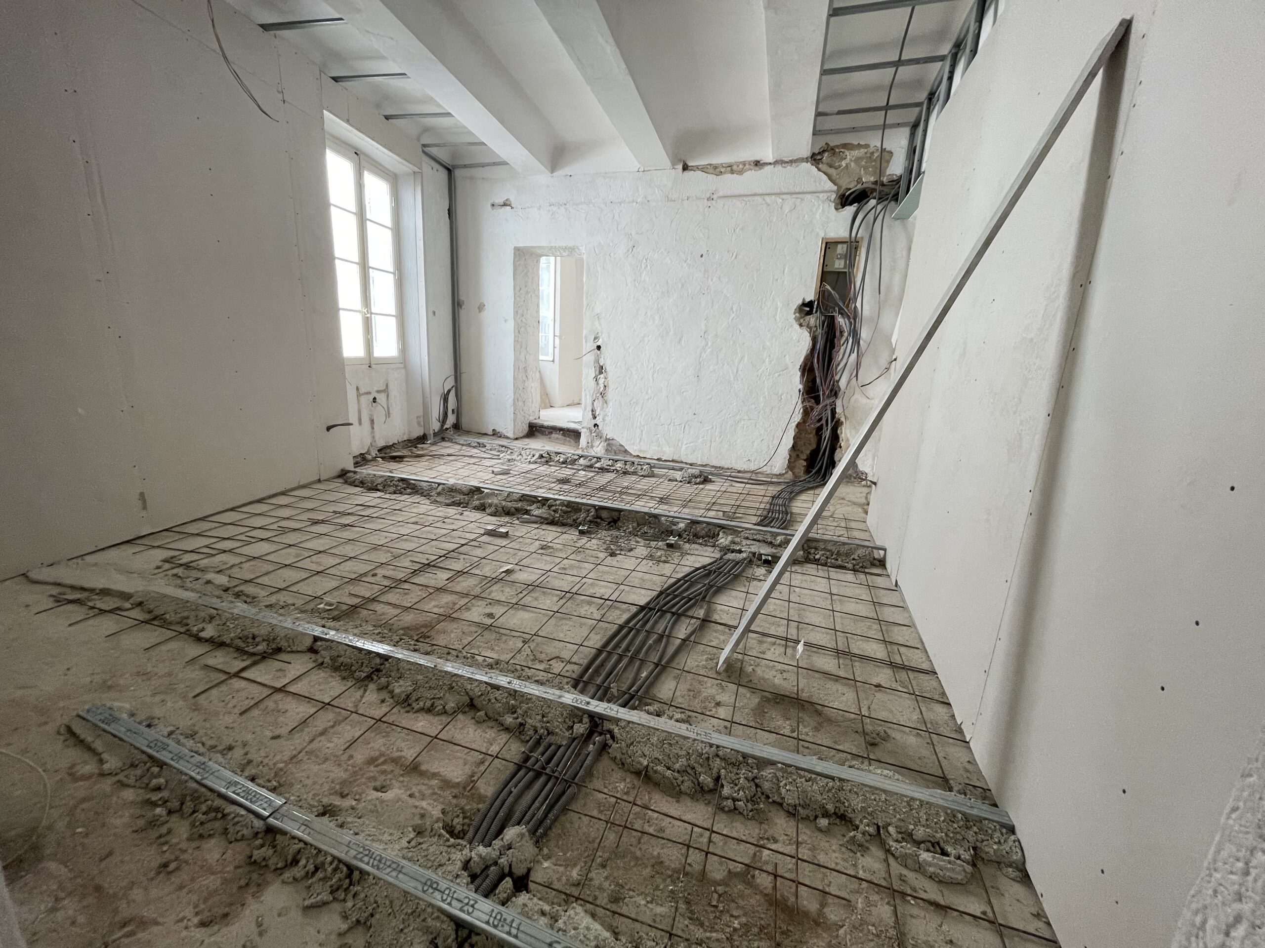 rue Fanguerot – 83600 HYERES - Image 2